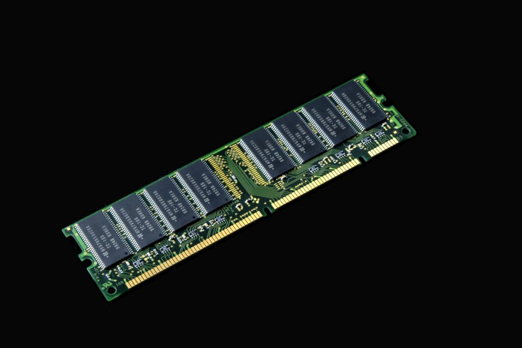 Memória RAM: O Que É, Como Funciona e Como Escolher a Ideal Para Seu PC.